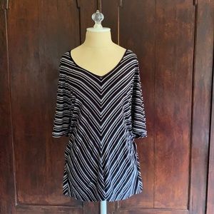 White House black market top